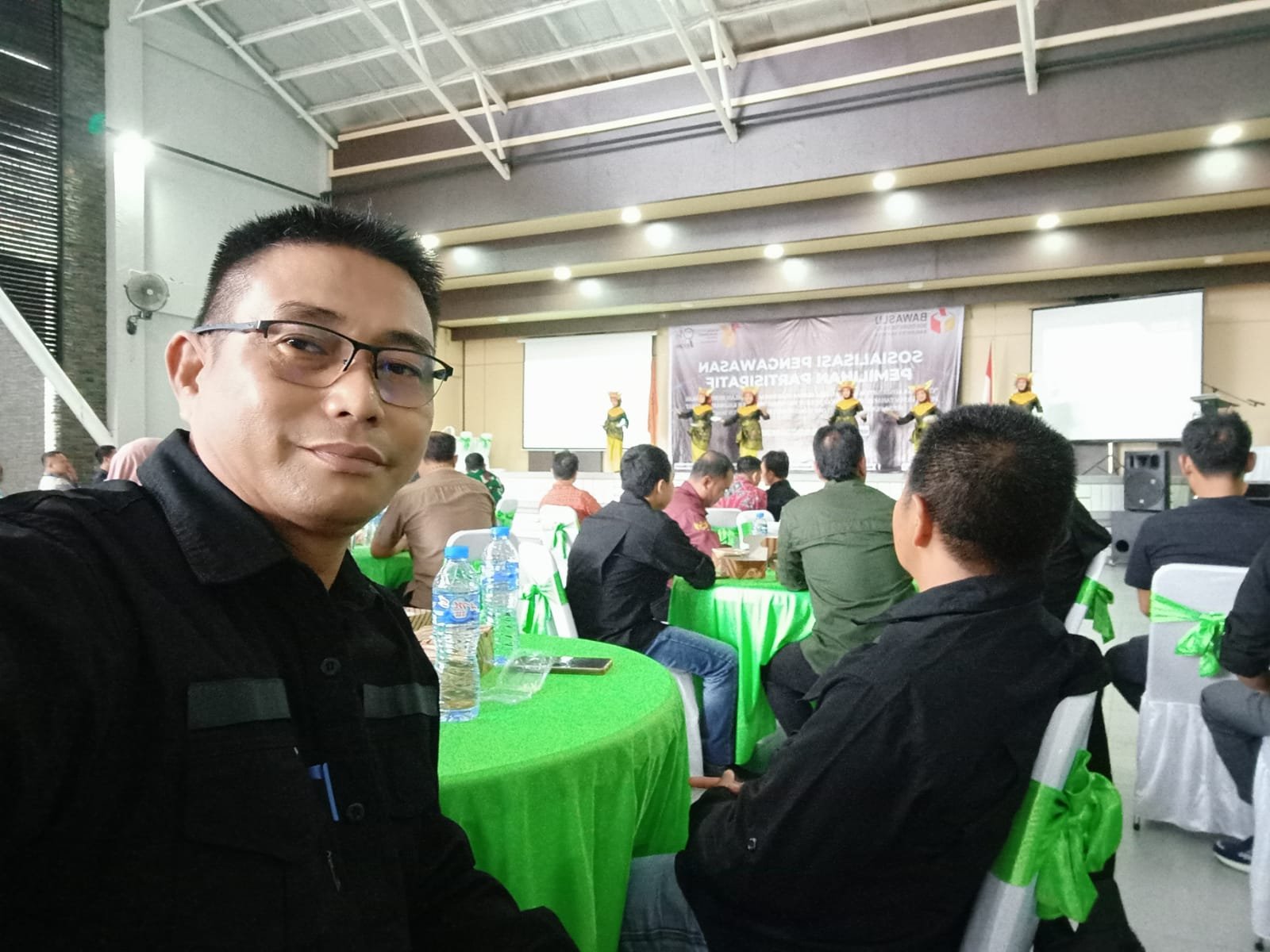 Kepala Desa Beginjan Sutardi Hadiri Sosialisasi Pengawasan Pemilihan Partisipatif di Kabupaten Sanggau