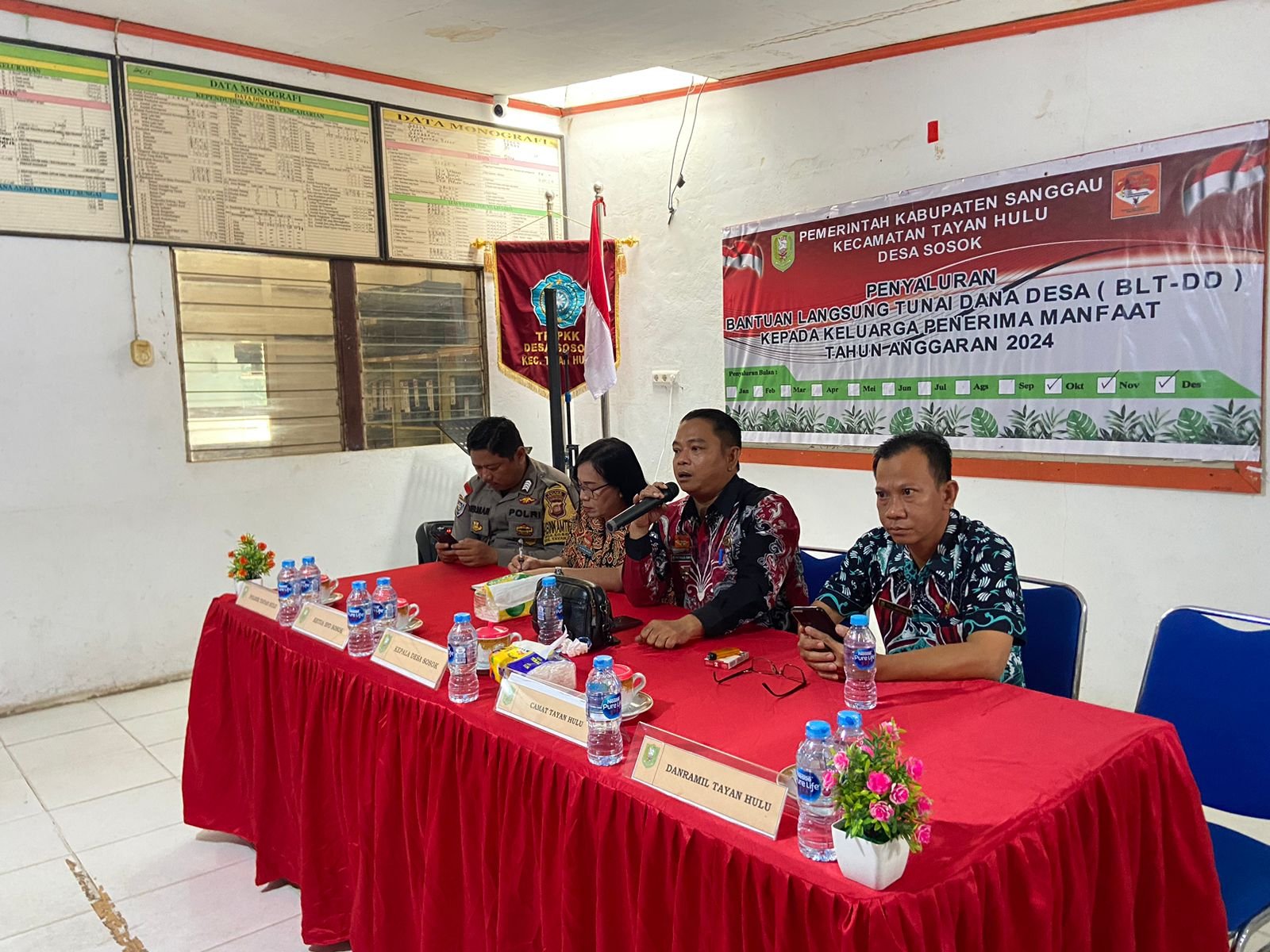 Pemerintah Desa Sosok Salurkan BLT-DD untuk Bulan Oktober-Desember 2024 kepada 58 KPM