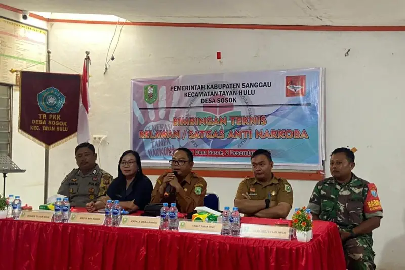 Pemerintah Desa Sosok dan BNNK Sanggau Gelar Bimtek dan Tes Urine untuk Wujudkan Desa Bersinar