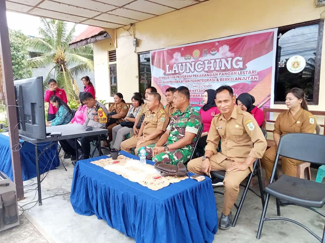Kepala Desa Sebarra Hadiri Launching Penguatan Program Pekarangan Pangan Lestari di Kapolsek Parindu