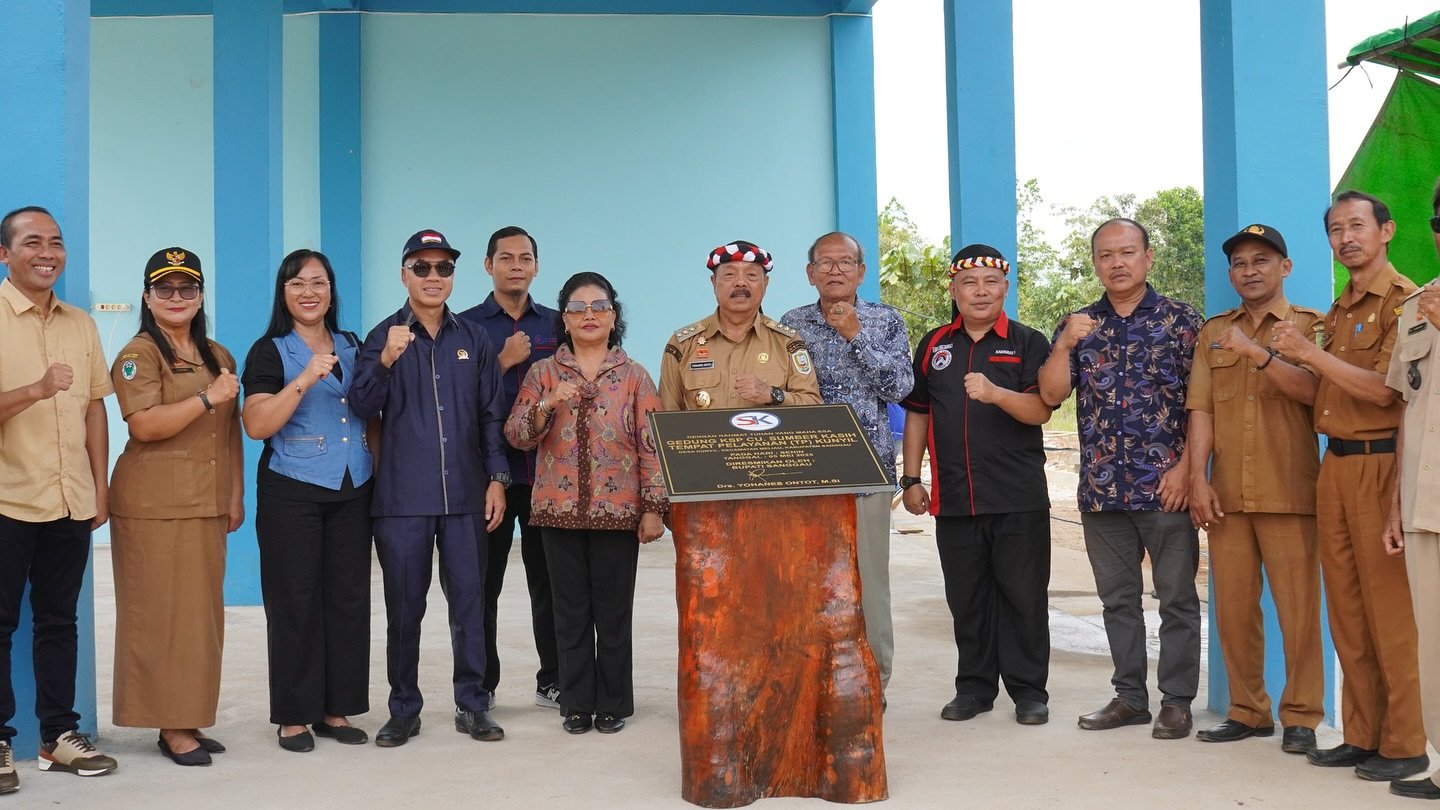Bupati Sanggau Resmikan Gedung Pelayanan CU Sumber Kasih di Desa Kunyil