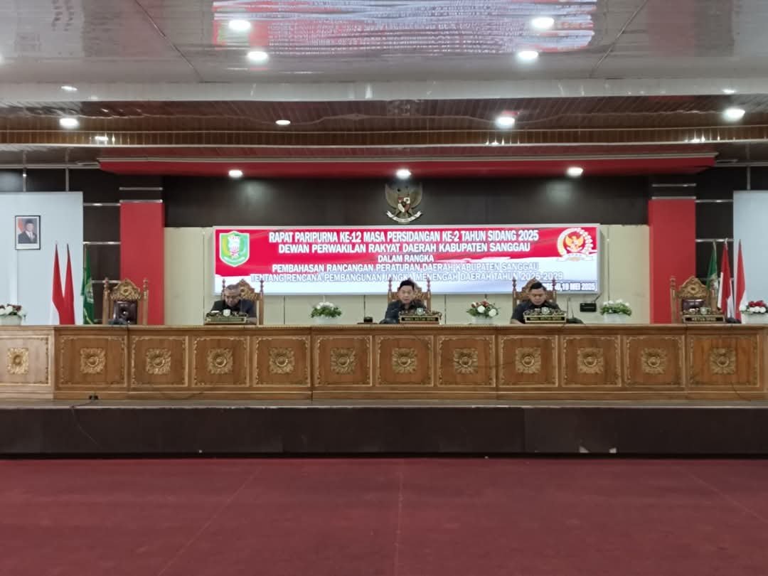 Fraksi-Fraksi DPRD Sanggau Sampaikan Pandangan Umum atas Raperda RPJMD 2025–2029